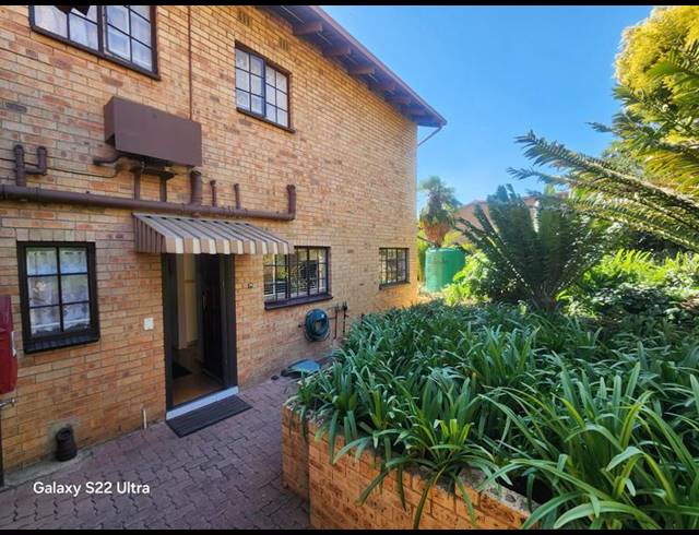 3 BEDROOM TOWNHOUSE FOR SALE IN NEW REDRUTH